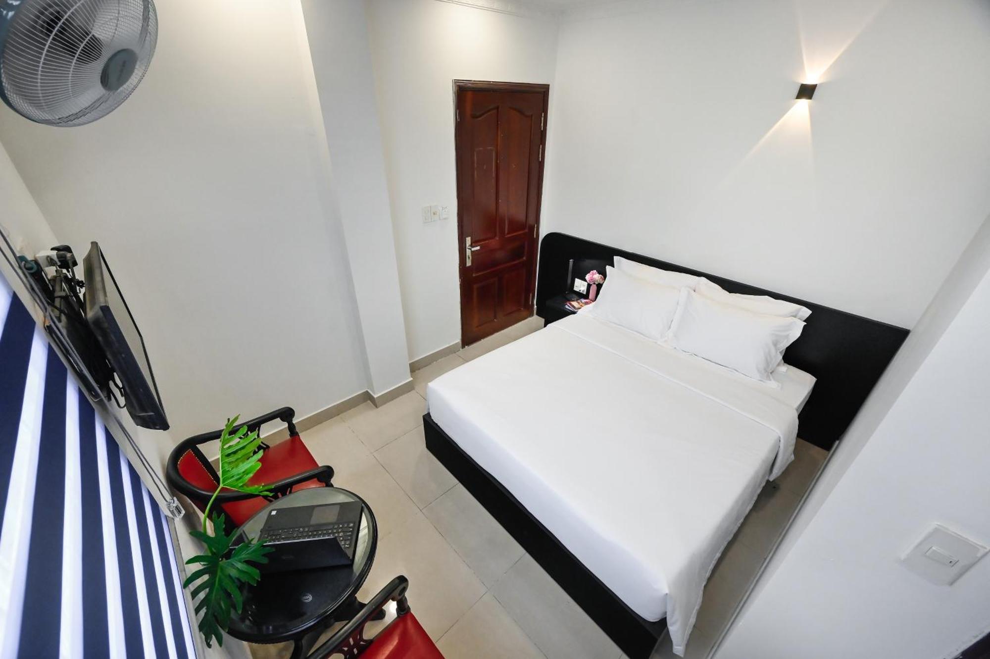 Trung Mai Hotel Хошимин Экстерьер фото